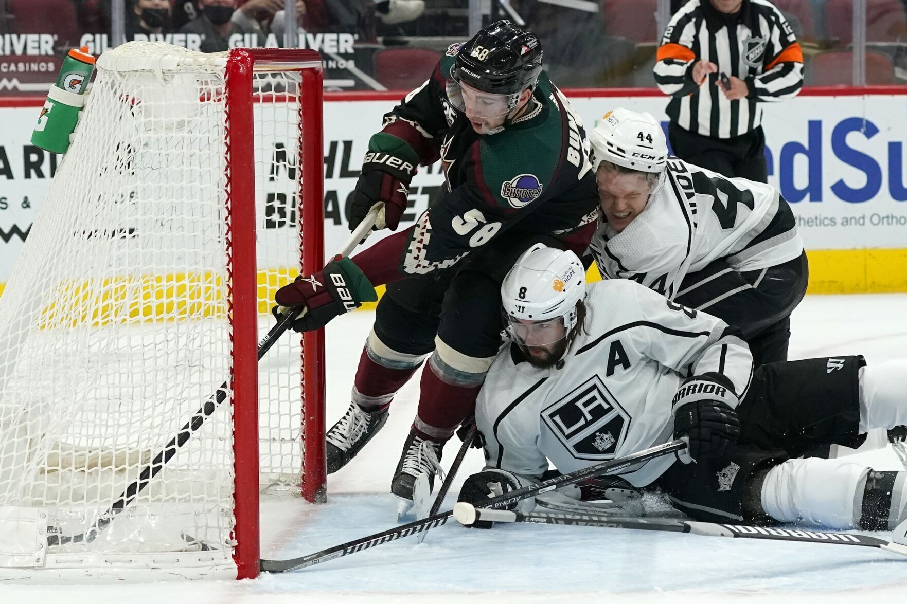 APTOPIX Kings Coyotes Hockey